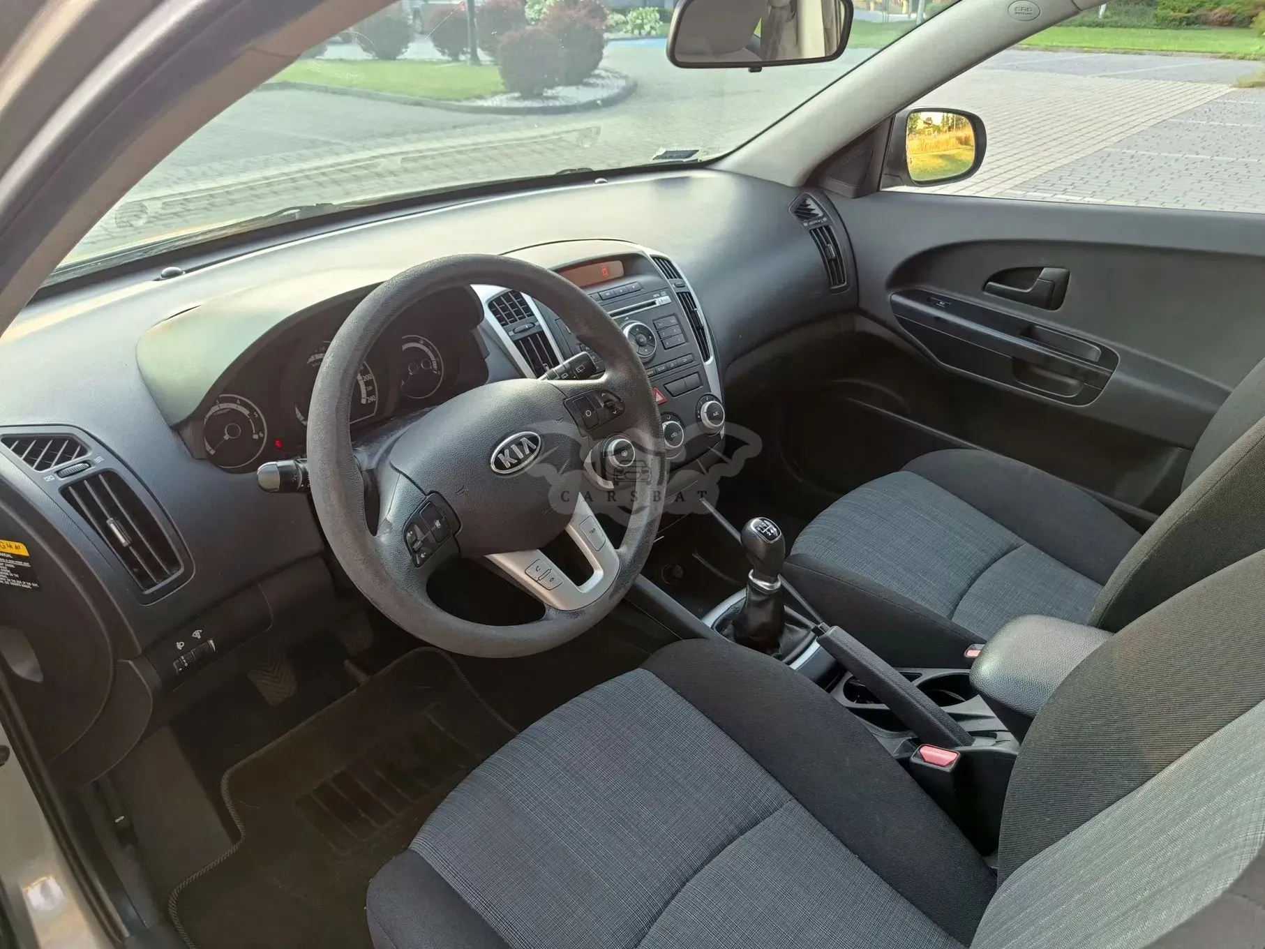 Kia Ceed I (2006-2012) 1.6 Crdi Comfort + 2011