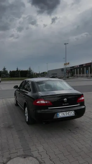 Skoda Superb II (2008-2018) 2.0 TDI Active 2012