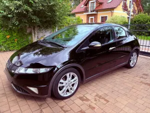 Honda Civic VIII (2006-2011) 1.8 Comfort 2011