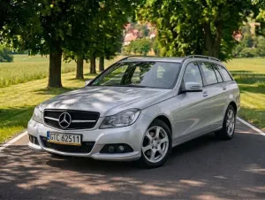 Mercedes-Benz C W204 (2007-2014) 180 CGI BlueEFFICIENCY Elegance 2011