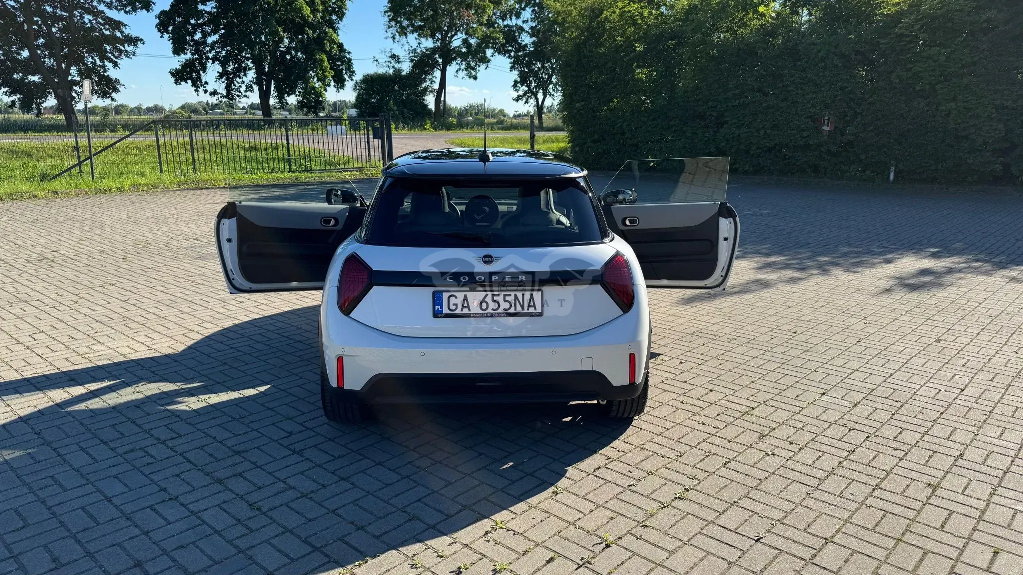 Mini Cooper C Linia Favoured 2025