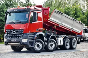 Mercedes-Benz Arocs 2016