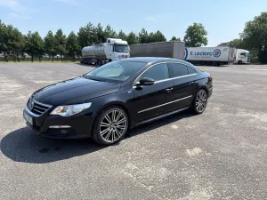 Volkswagen Passat CC 2.0 TDI DPF BMT 2011