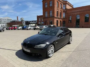 BMW 3 Series E90/E91/E92/E93 (2005-2012) 335d 2011