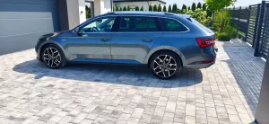 Skoda Superb III (2015-2023) 2.0 TDI 4x4 L&K DSG 2017
