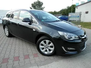 Opel Astra J (2009-2019) 1.4 Turbo Innovation 2014
