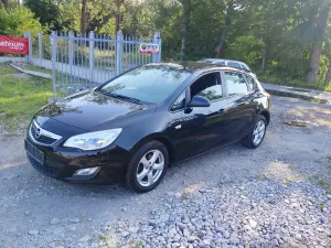 Opel Astra J (2009-2019) 1.4 Edition 2011
