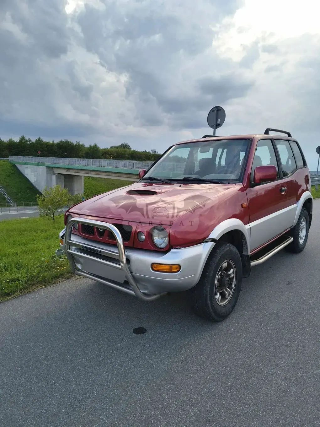 Nissan Terrano II (1995-) 2.4 SR 1998