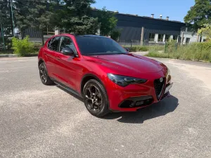 Alfa Romeo Stelvio 2.0 Turbo Intensa Q4 2025