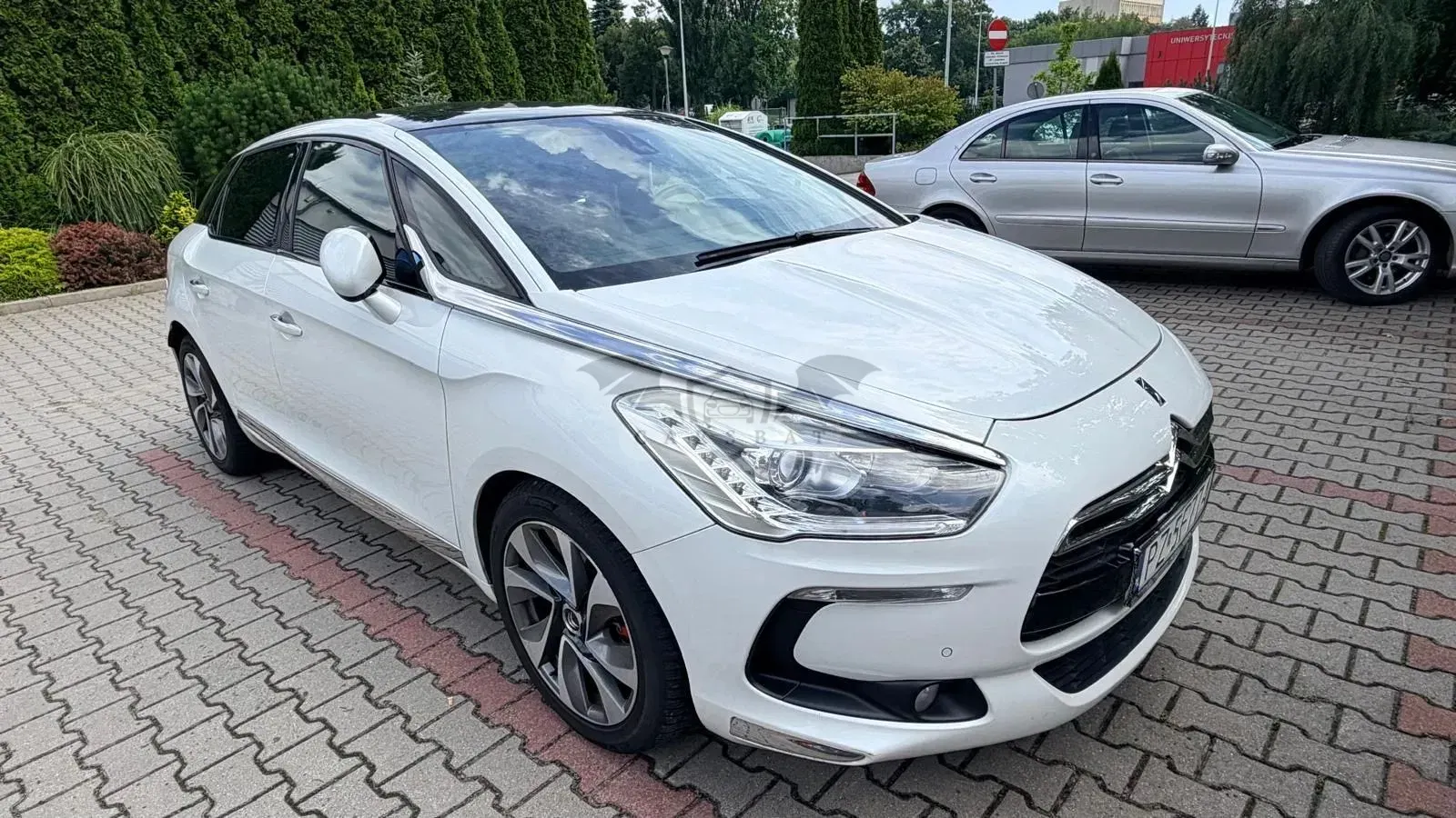 Citroën DS5 2.0 BlueHDi SportChic 2014