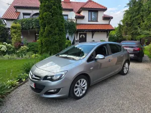 Opel Astra J (2009-2019) 1.4 T Cosmo 2013
