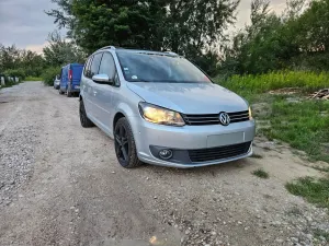Volkswagen Touran II (2010-2015) 2.0 TDI Highline 2011