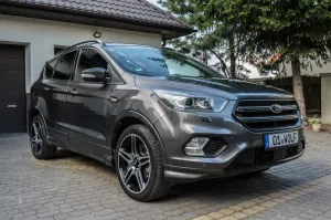 Ford Kuga II (2012-) 2.0 TDCi 4x2 ST-Line 2017