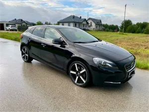 Volvo V40 II (2012-) D4 Drive-E Momentum 2015