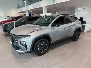 Hyundai Tucson IV (2020-) 1.6 T-GDi HEV Smart Black 2WD 2026