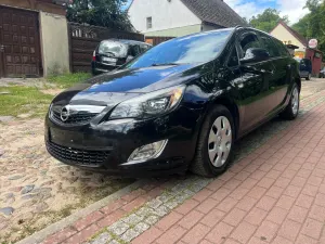 Opel Astra J (2009-2019) 1.4 Sport 2011