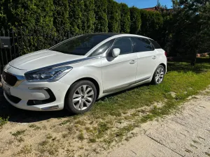 DS DS5 2015
