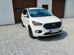 Ford Kuga II (2012-) 2.0 TDCi FWD ST-Line 2016