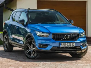 Volvo XC40 D4 AWD R-Design 2019