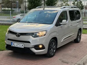 Toyota Proace City Long 1.2 D-4T Family 2021