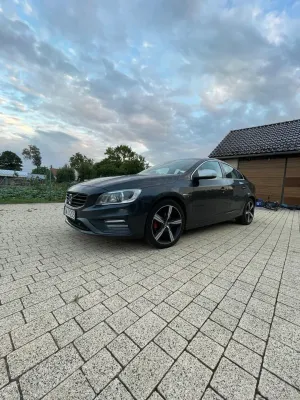 Volvo S60 II (2010-) D4 Drive-E R-Design Kinetic 2017
