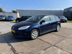 Ford Focus Mk3 (2010-2018) 1.0 EcoBoost Ambiente 2012