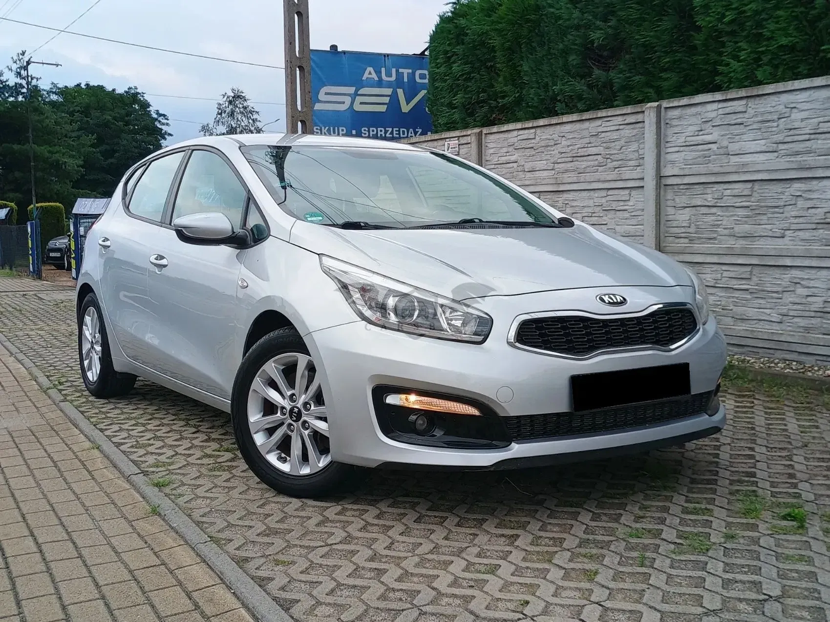 Kia Ceed II (2012-) 1.4 L Business Line 2016