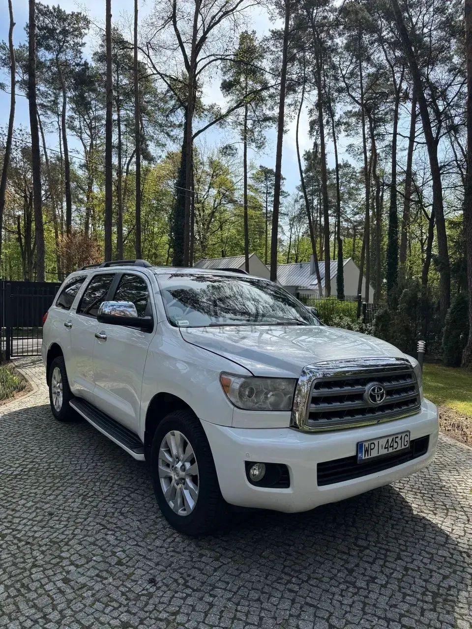 Toyota Sequoia 2013