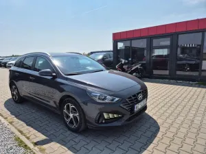 Hyundai i30 III (2017-) 1.5 DPI Smart 2021