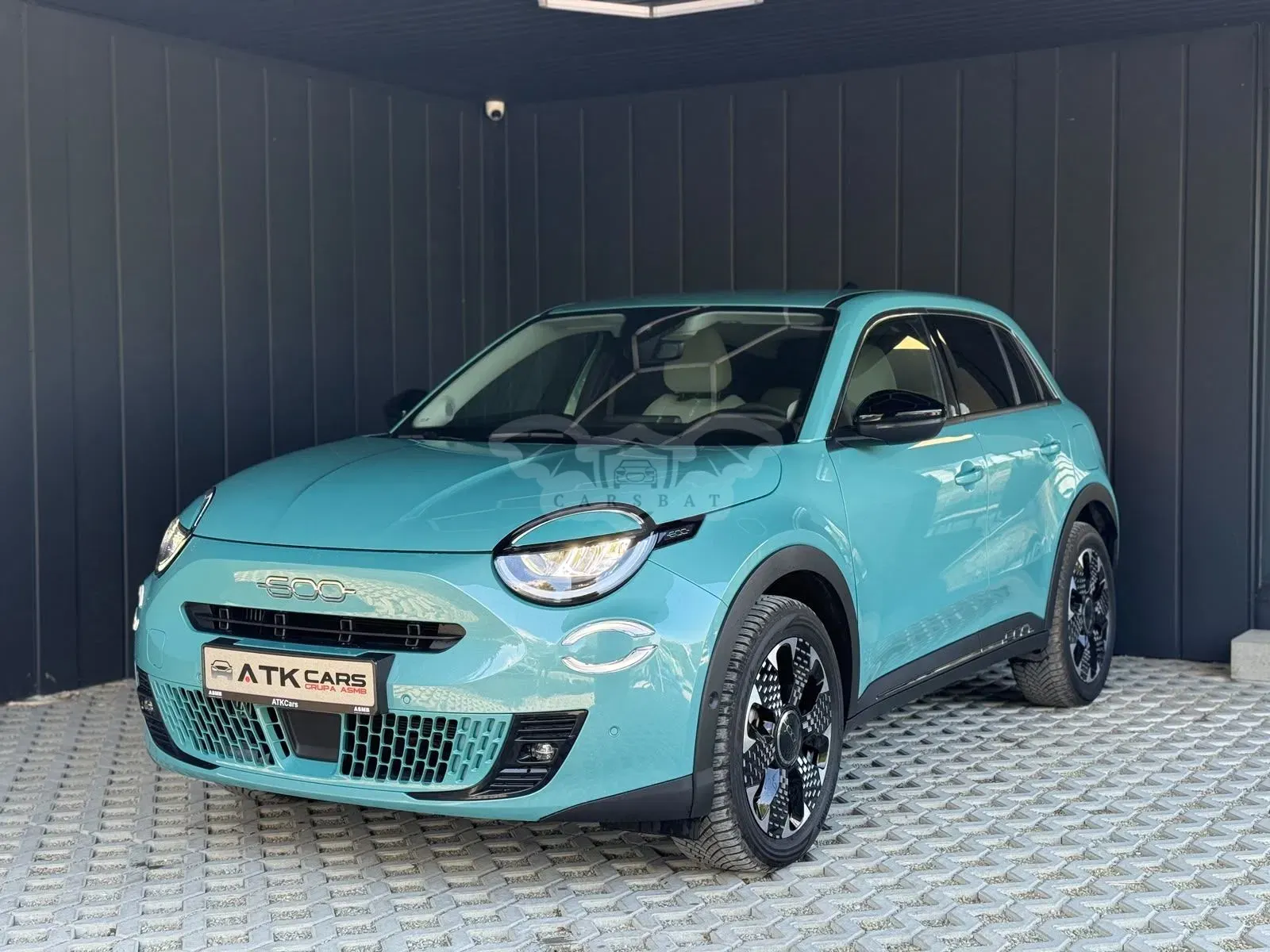 Fiat 600 1.2 Turbo La Prima eDCT 2024