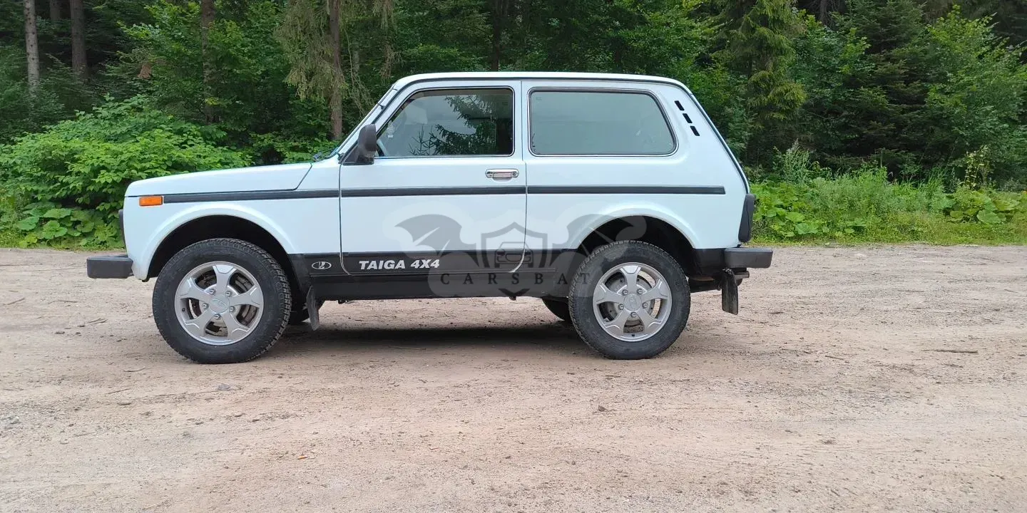 Lada Niva 1.7i (abs) EU5 2013