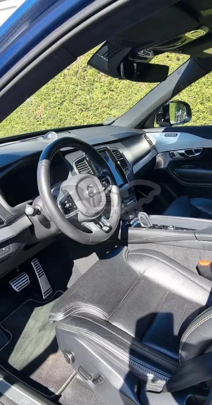 Volvo XC90 II (2014-) D4 FWD R-Design 7os 2018