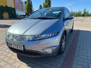 Honda Civic VIII (2006-2011) 1.8 Executive 2006