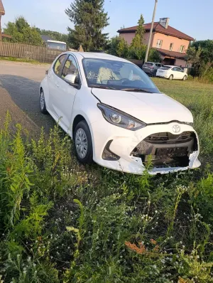 Toyota Yaris IV (2020-) Hybrid 1.5 Active 2025