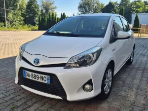 Toyota Yaris III (2011-2019) 2013