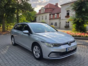 Volkswagen Golf VIII (2020-) 1.5 TSI EVO Life 2021
