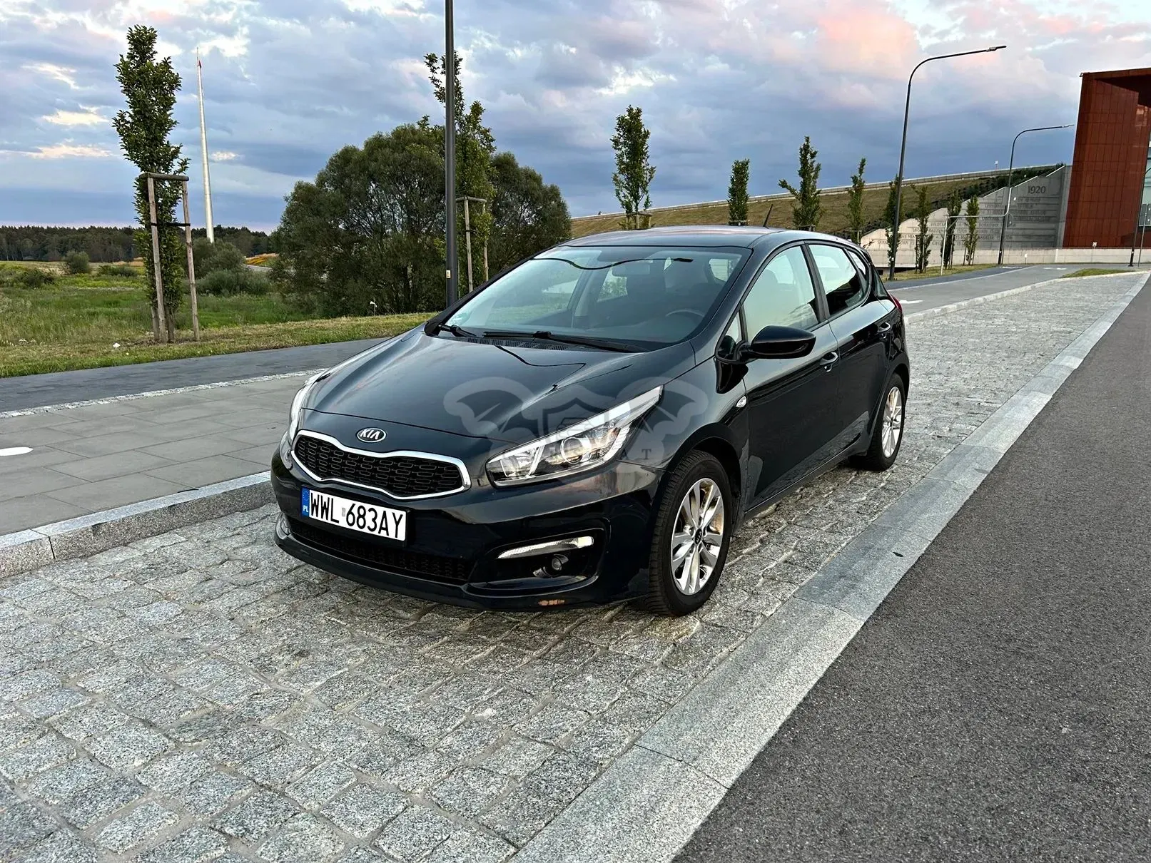 Kia Ceed II (2012-) 1.4 L Business Line 2016