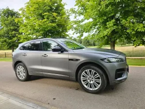 Jaguar F-Pace 2016