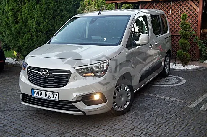Opel Combo E (2018-) 1.5 D Automatik Start/Stop Innovation 2020