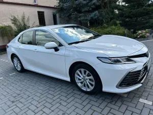 Toyota Camry 2.5 Hybrid Comfort CVT 2023