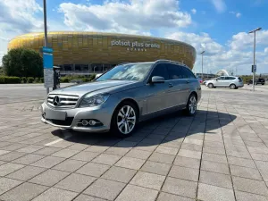 Mercedes-Benz C W204 (2007-2014) 200 CDI DPF (BlueEFFICIENCY) 7G-TRONIC Avantgarde 2011