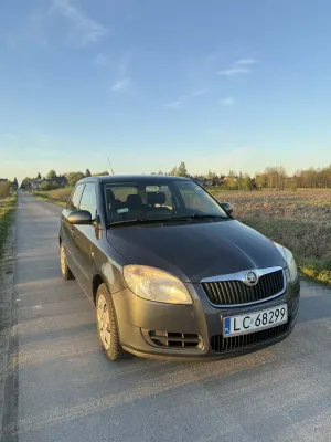 Skoda Fabia II (2007-2014) 1.4 16V Ambiente 2007