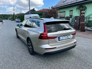 Volvo V60 II (2018- ) B4 D Momentum Pro 2022