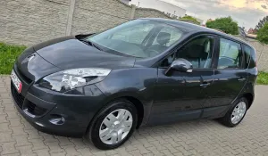 Renault Scenic III (2009-2016) 1.6 16V 110 LIMITED 2011