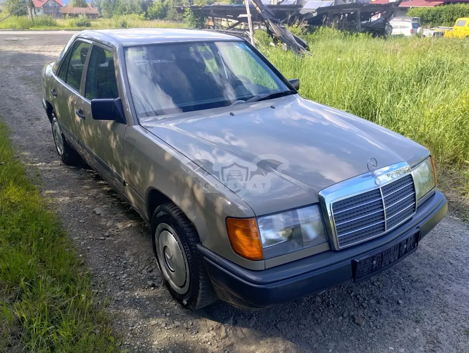 Mercedes-Benz E 1987