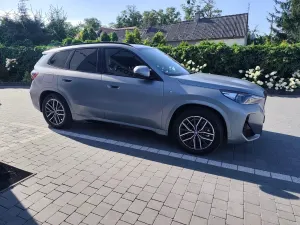 BMW iX1 xDrive30 M Sportpaket 2023