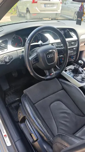 Audi A4 B8 (2007-2015) 2.0 TDI DPF quattro S line Sportpaket (plus) 2012
