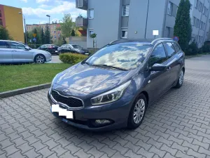 Kia Ceed II (2012-) 1.6 CRDi 128 Platinum Edition 2013
