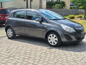 Opel Corsa D (2006-2014) 1.4 16V Selection 2012