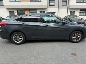 Hyundai i40 1.7 CRDi Classic DCT 2016